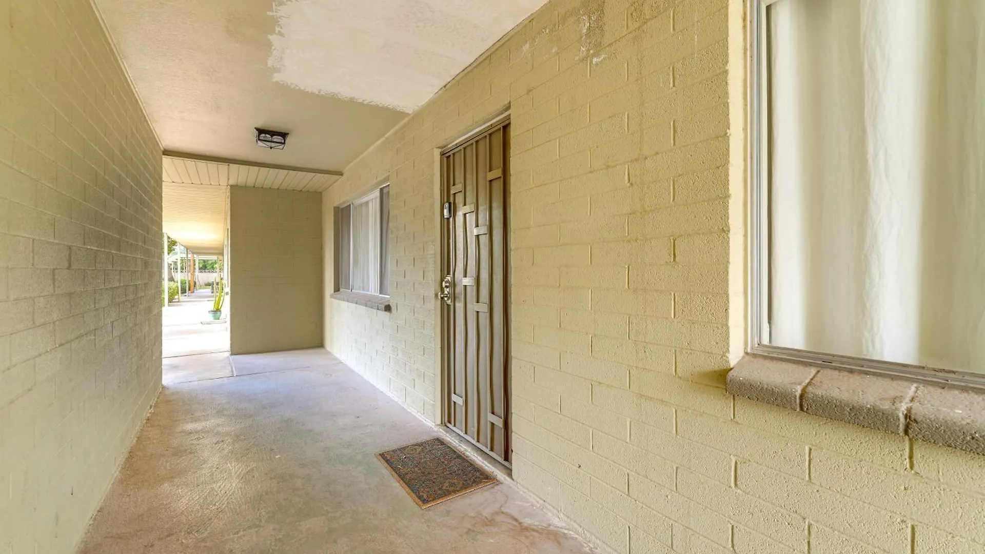 Chic Scottsdale Condo With Pool - Walk To Old Town!